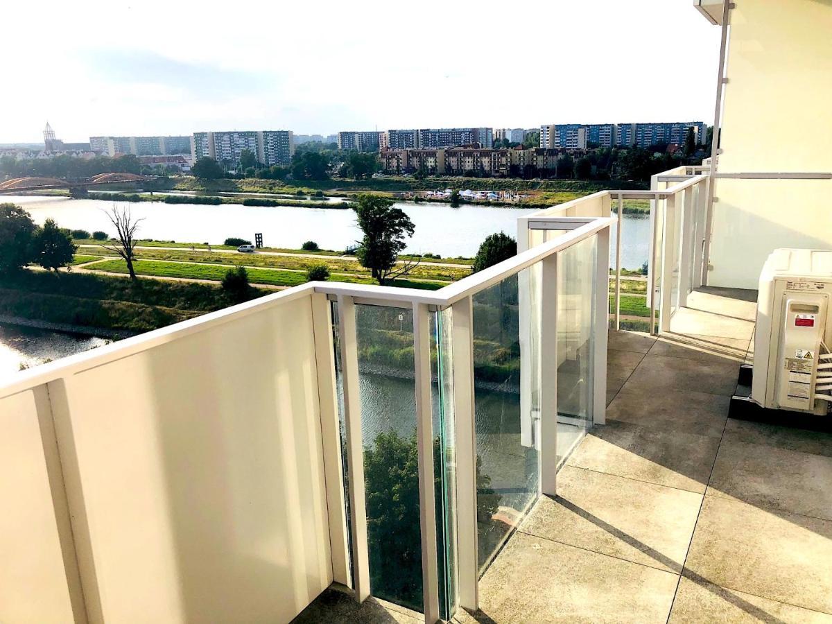 Apartament Z Tarasem I Widokiem Na Odre فروتسواف المظهر الخارجي الصورة