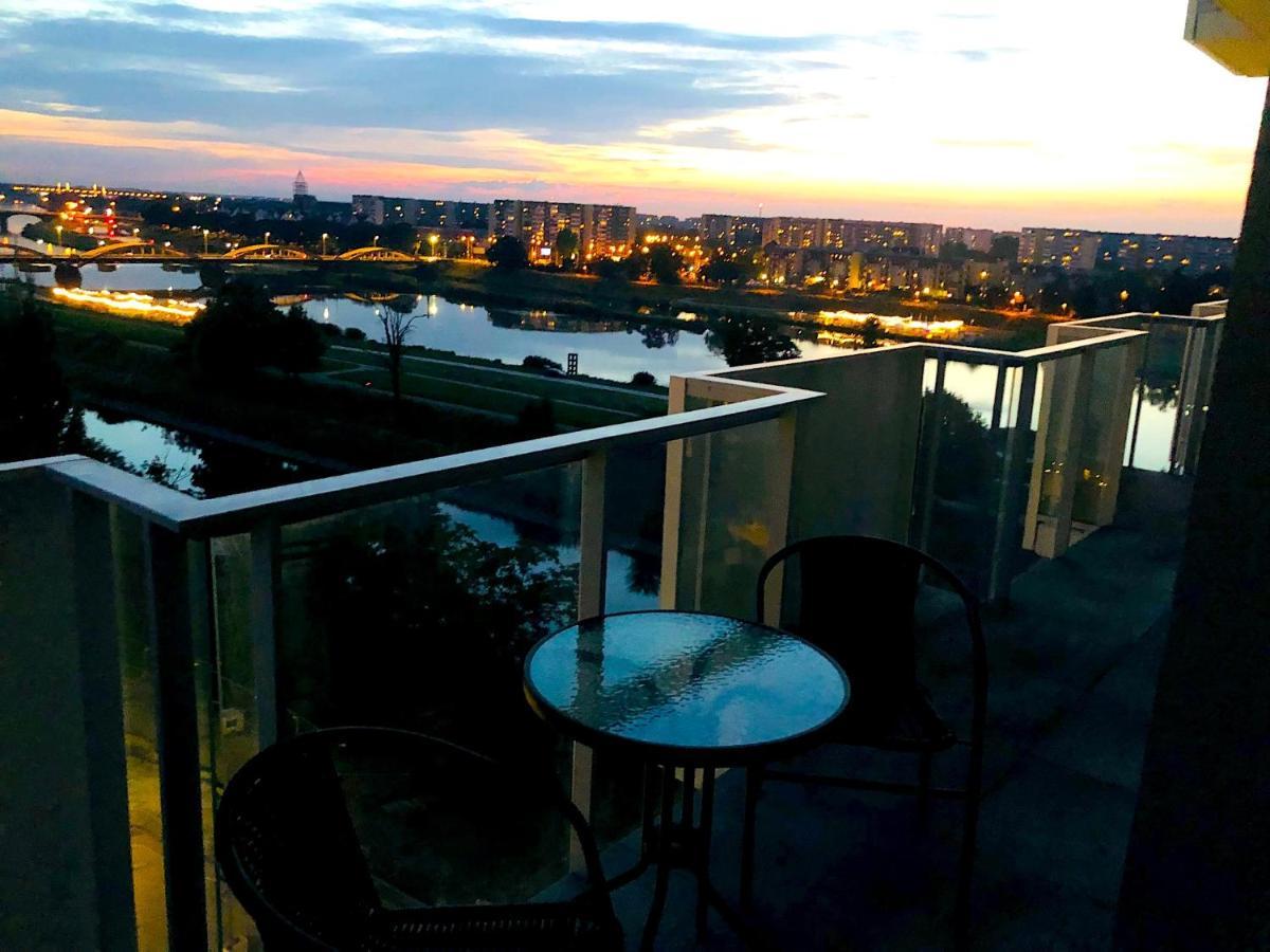 Apartament Z Tarasem I Widokiem Na Odre فروتسواف المظهر الخارجي الصورة